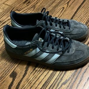 blue spezial addidas sambas size 9.5 men’s